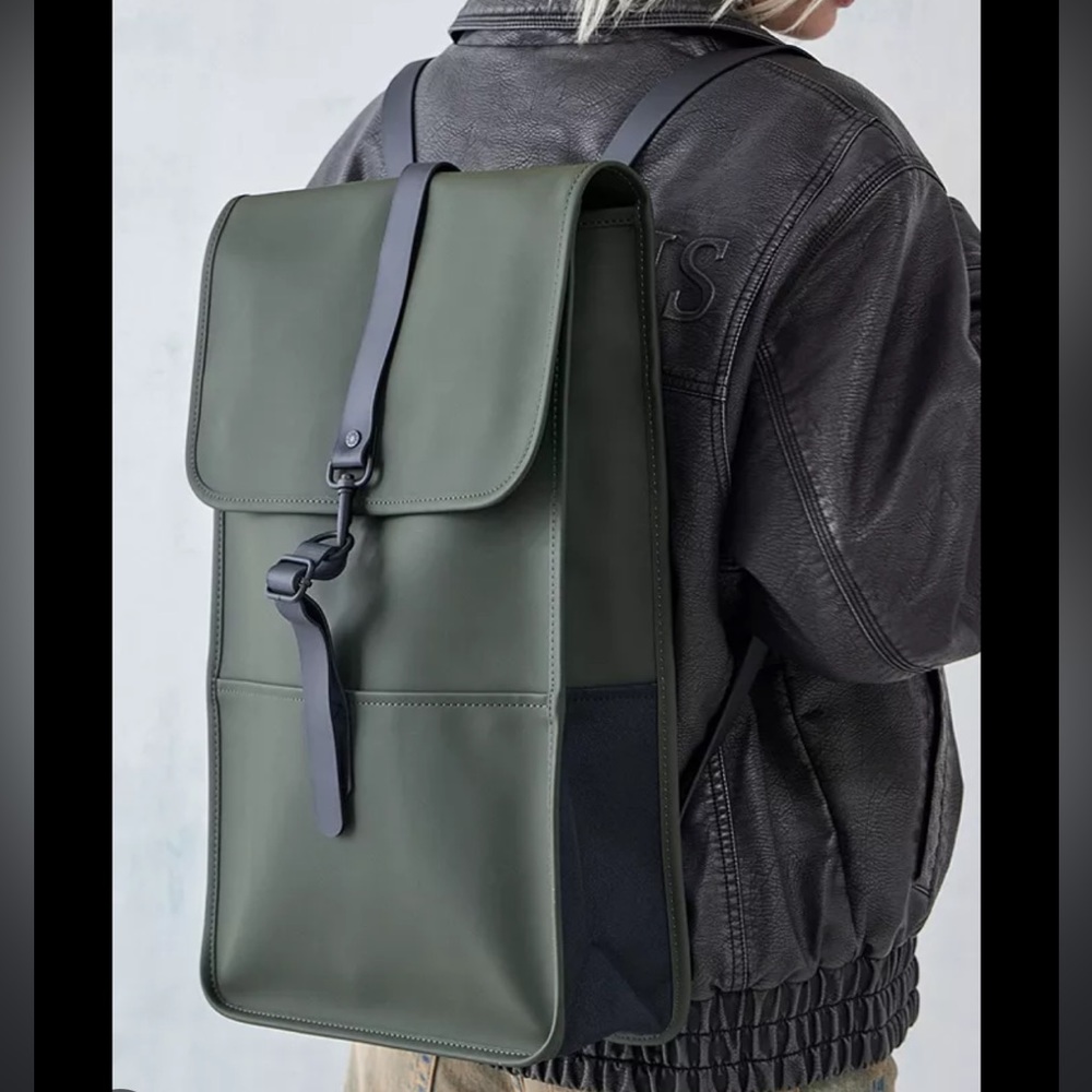 RAINS BACKPACK EVERGREEN